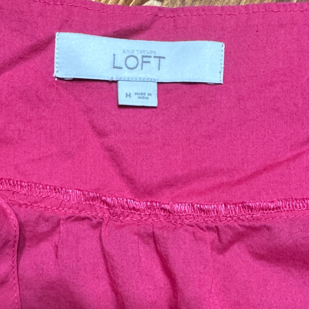 Loft Fuchsia Ruffle Camisole Size M - Picture 2 of 6